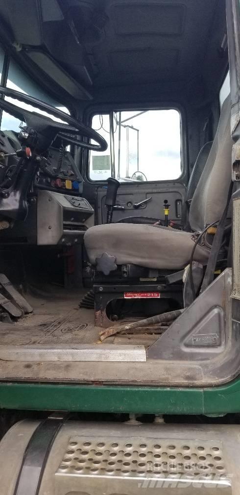Mack RD 350 Tipper trucks