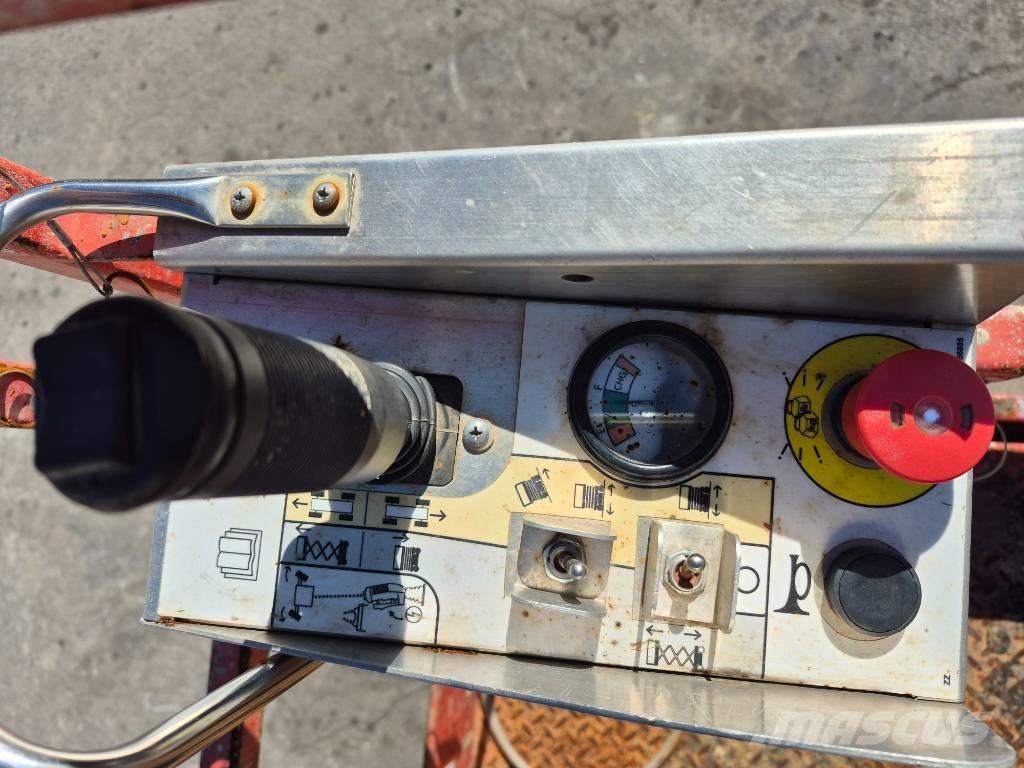 SkyJack SJ III 4632 Scissor lifts