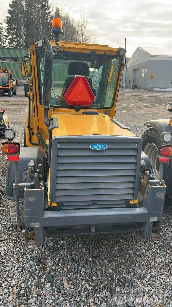 Wille 465 Compact tractors