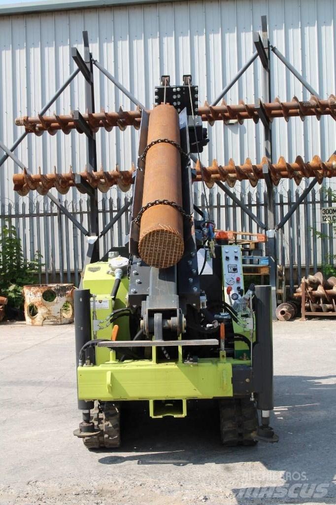 Cobra D1000 Piling rigs