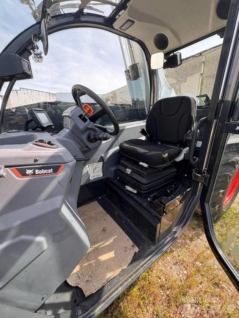 Bobcat TL 26.60 Telehandlers for agriculture