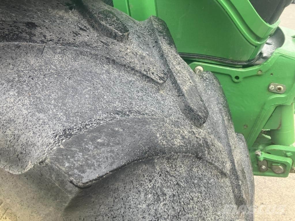 John Deere 6250R Tractors