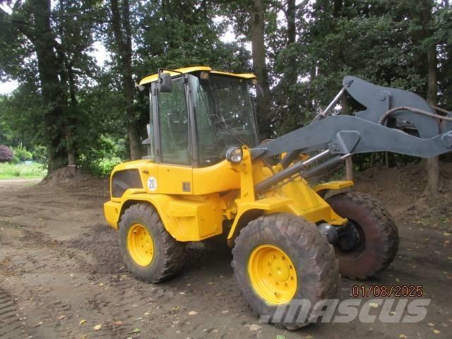 Volvo L 30 Wheel loaders
