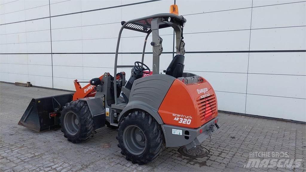 Weycor AR320 Agrar Multi purpose loaders