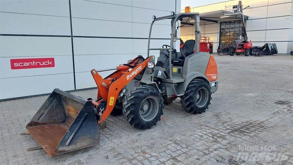 Weycor AR320 Agrar Multi purpose loaders