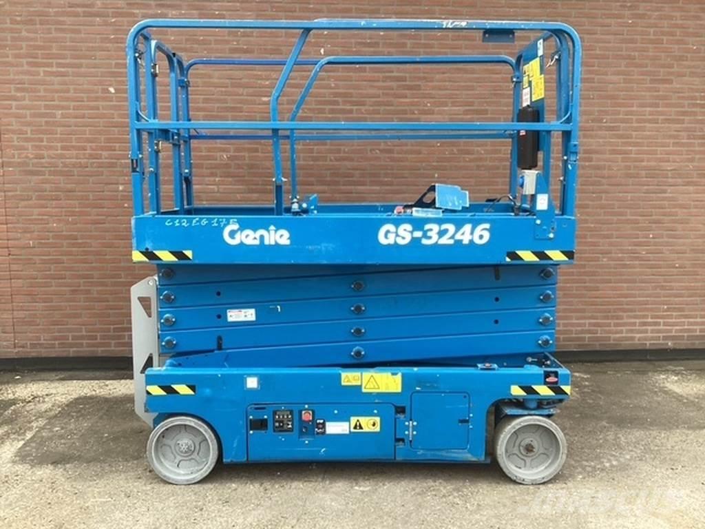 Genie gs3246 Scissor lifts