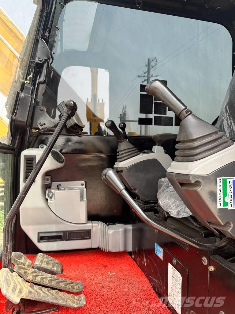 CAT 307E2 Midi excavators  7t - 12t