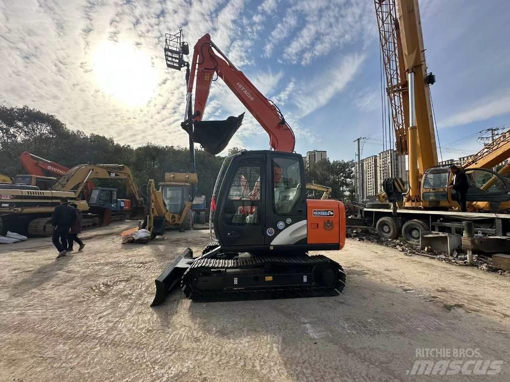 Hitachi ZX 70 Crawler excavators