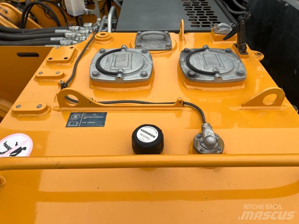 Liebherr R 966 HD Crawler excavators