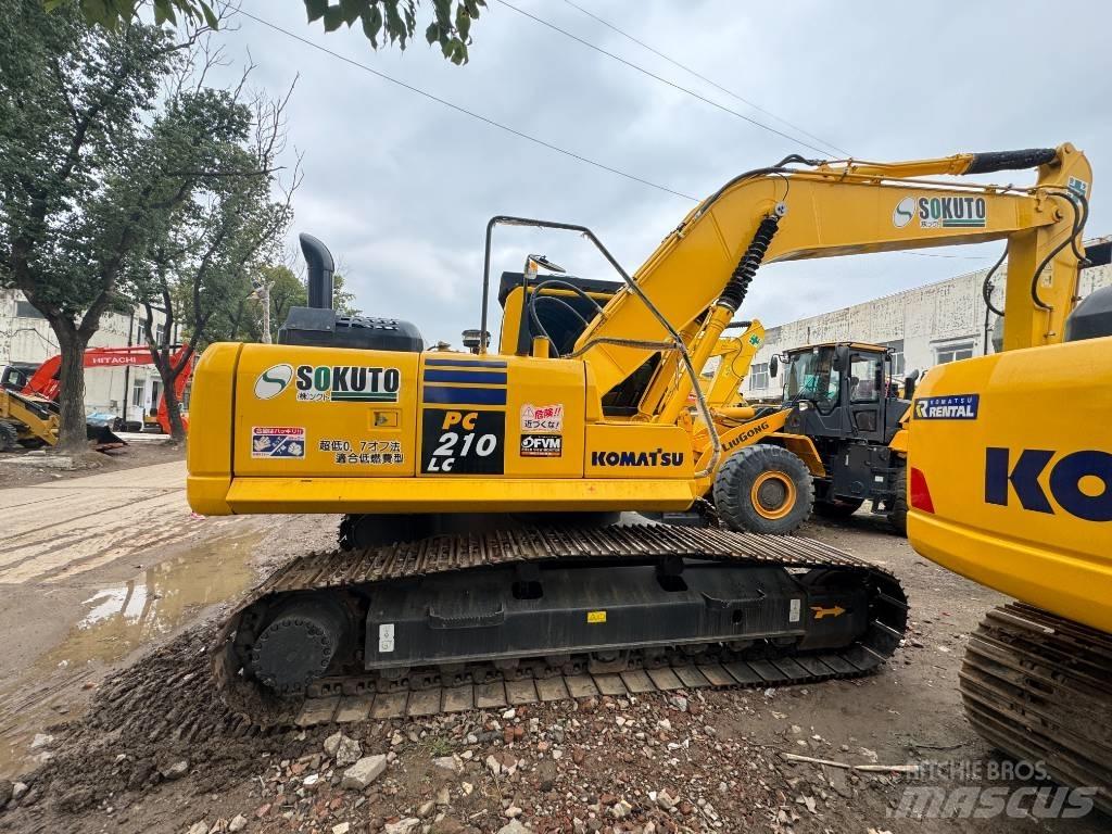 Komatsu PC 210 LC-8 Crawler excavators