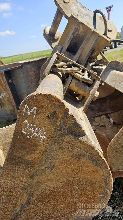 Volvo EW160 Buckets