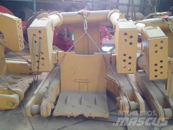 CAT D8K RIPPER Construction - Others