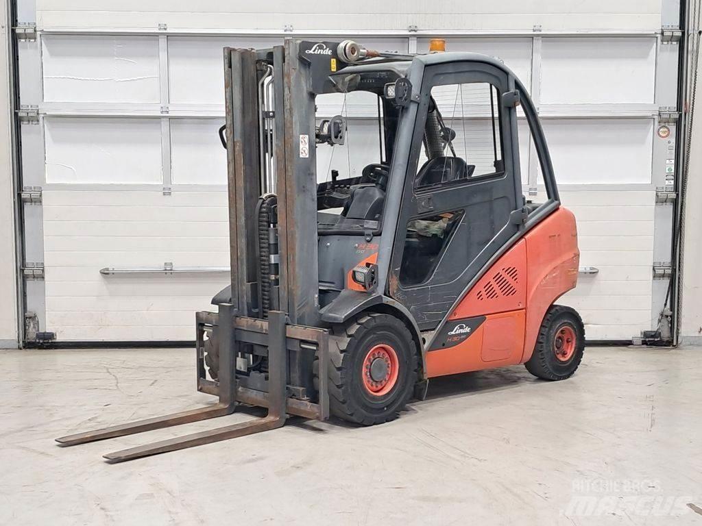 Linde H30D-02 Diesel trucks