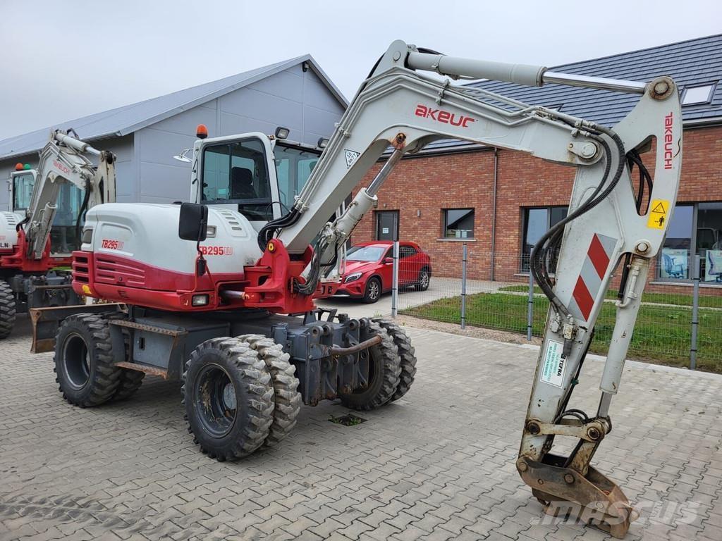 Takeuchi TB295W Midi excavators  7t - 12t