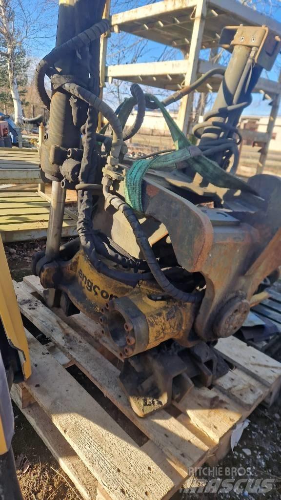 Engcon EC 226 Rotators