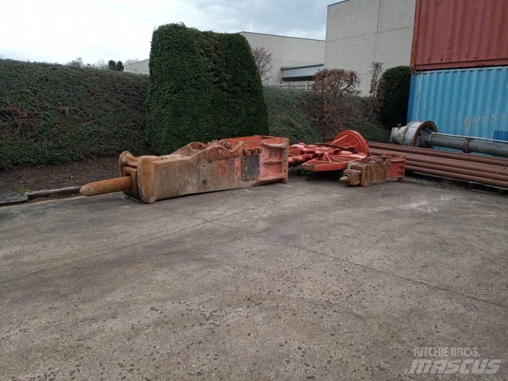 NPK H-8XA Hammers / Breakers