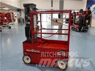 SkyJack SJ 12 Vertical mast lifts