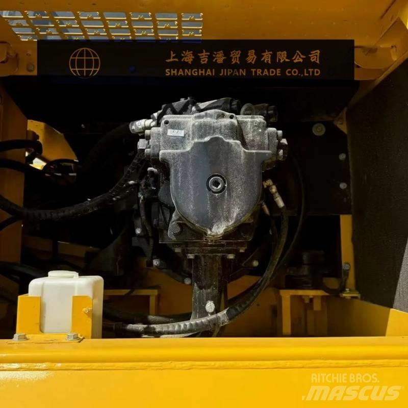 Komatsu PC 450 Crawler excavators