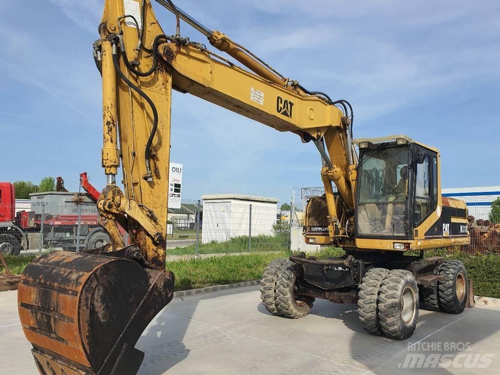 CAT M 318 Wheeled excavators