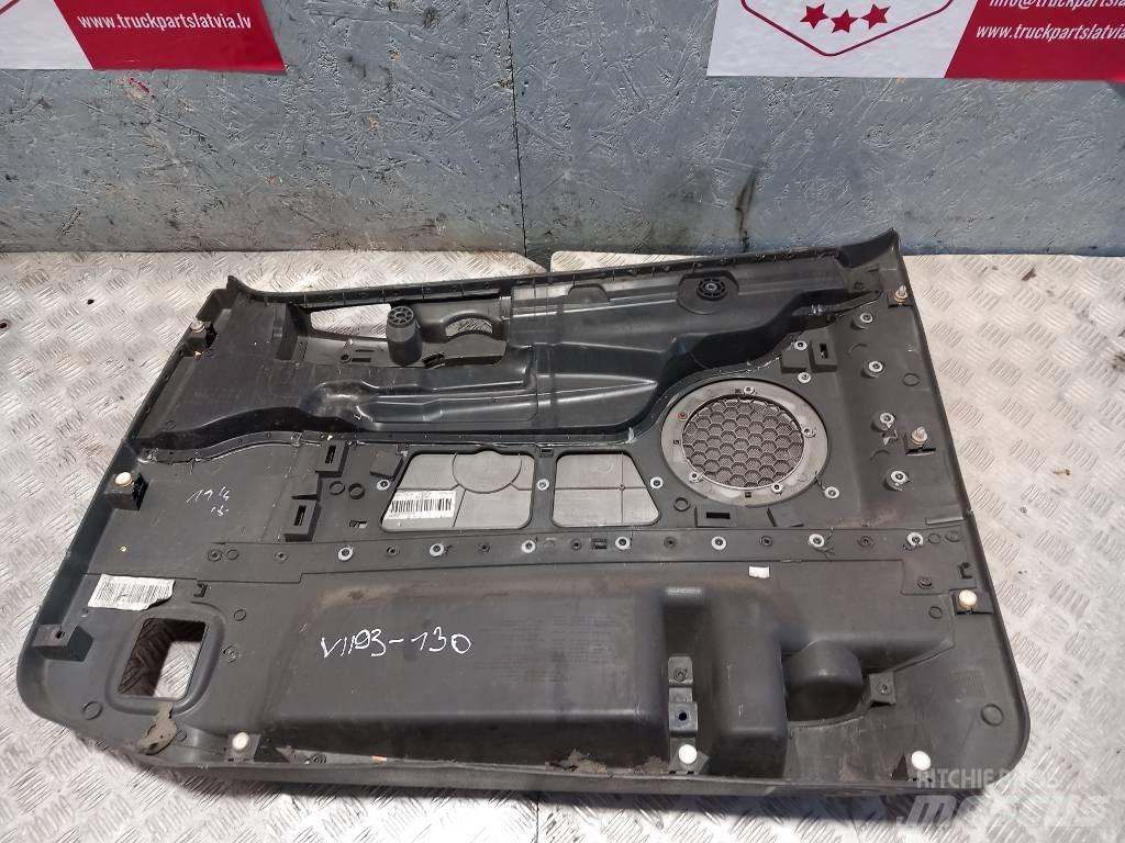 Volvo FH 12    20584944 Cabins and interior