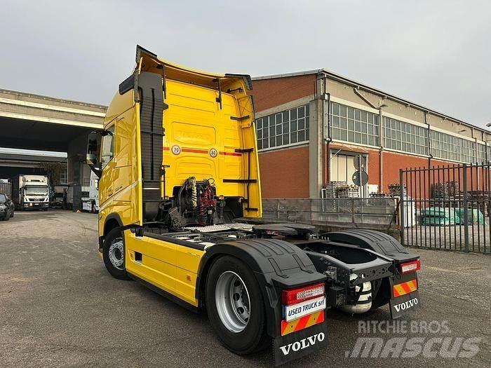 Volvo FH500 Tractor Units