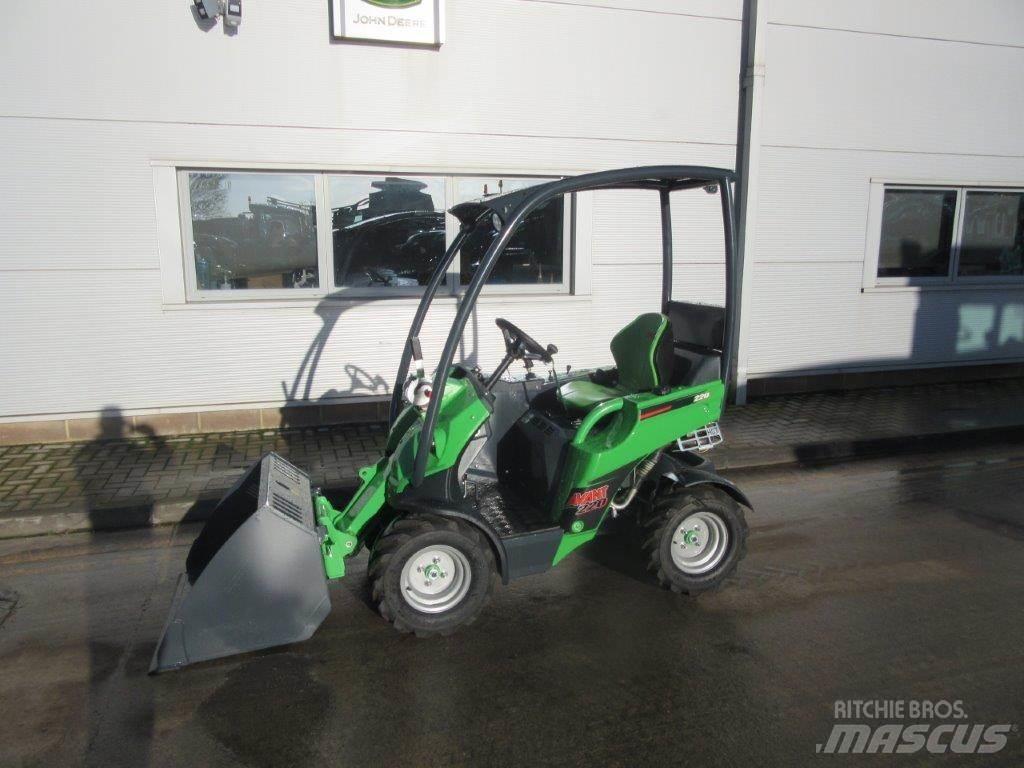 Avant 220 Telescopic handlers