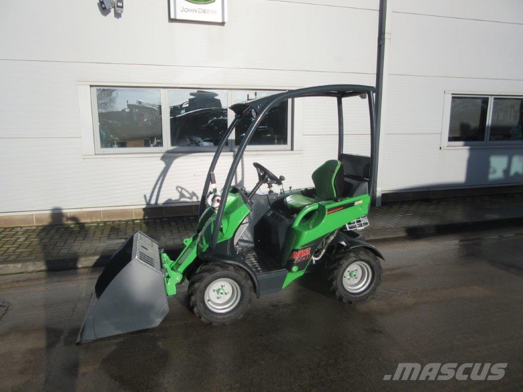 Avant 220 Telescopic handlers