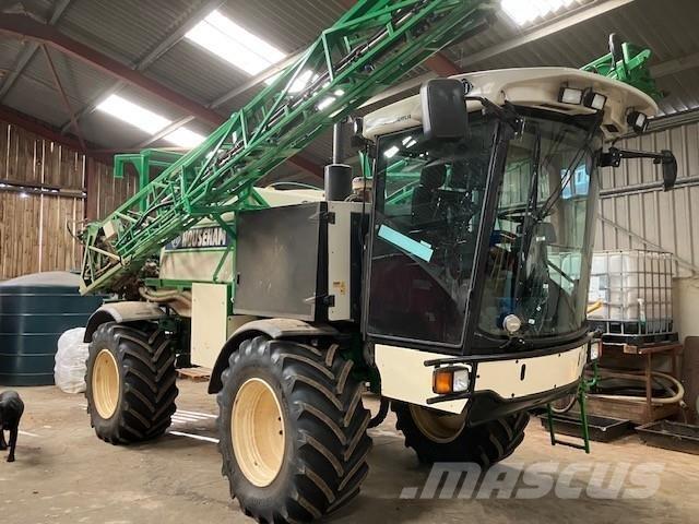  Houseman AR3000 Self-propelled sprayers