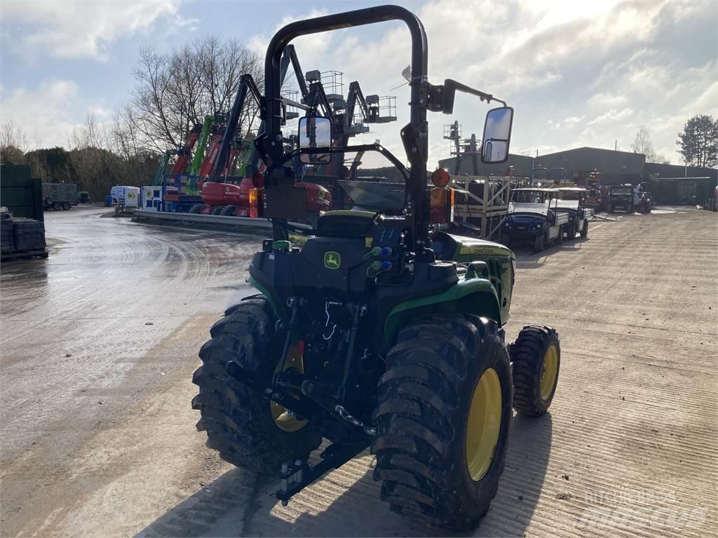 John Deere 3025E Compact tractors
