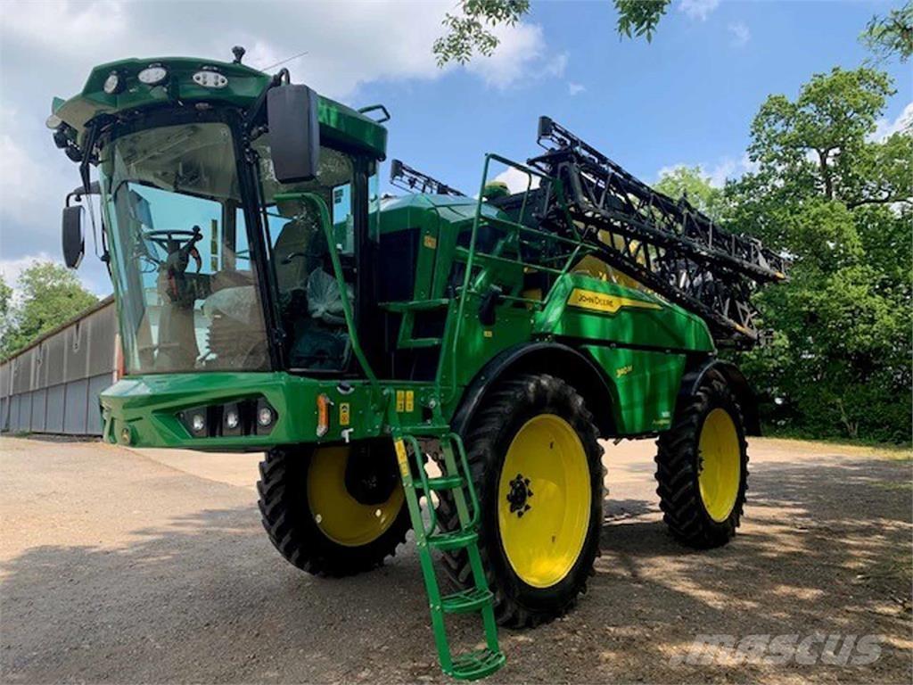 John Deere 340M Self-propelled sprayers