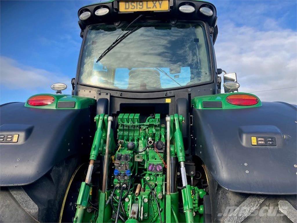 John Deere 6250R Tractors