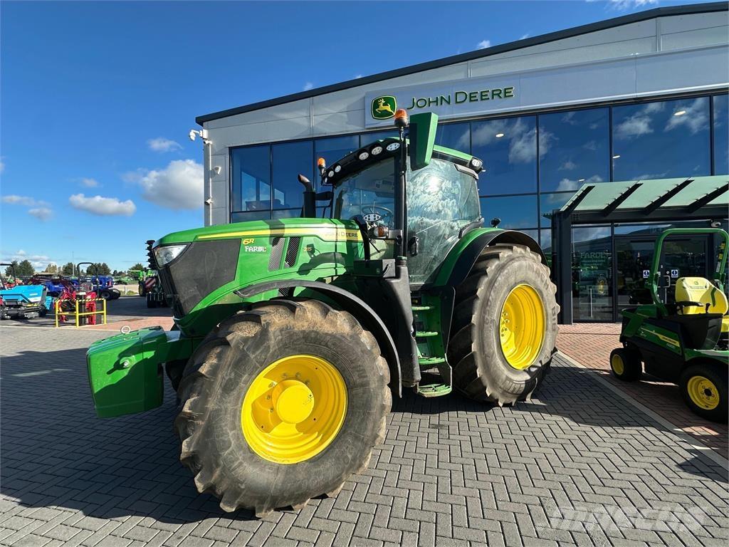 John Deere 6R 215 Tractors