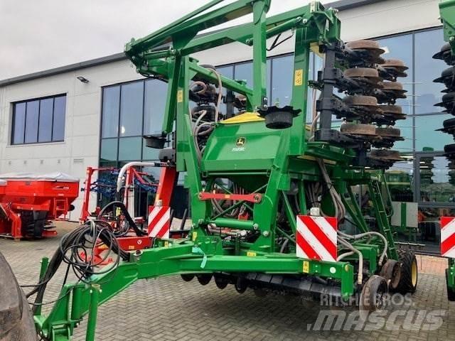 John Deere 750A Drills