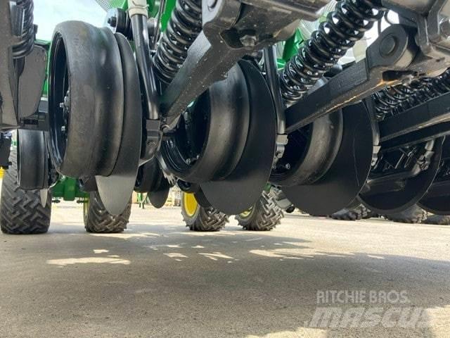 John Deere 750A Drills