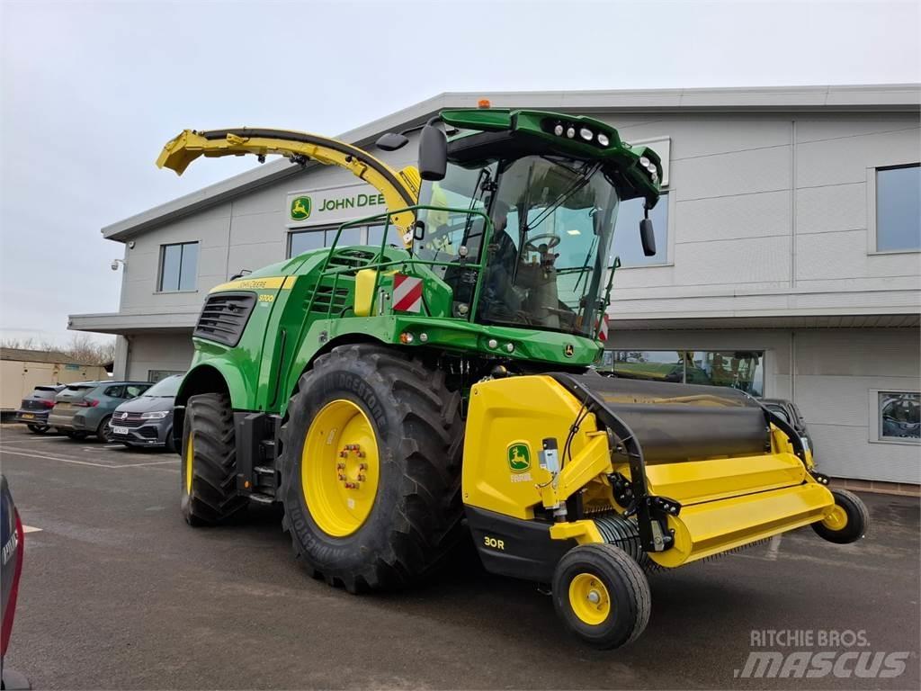 John Deere 9700i Self-propelled foragers