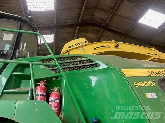 John Deere 9900 Self-propelled foragers