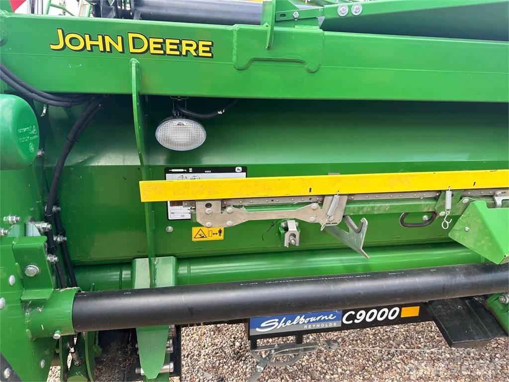 John Deere T670i HM Combine harvesters