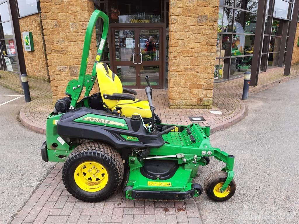 John Deere Z950R Riding mowers
