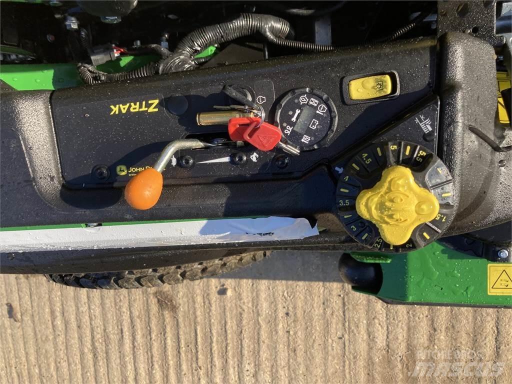 John Deere Z994R Riding mowers