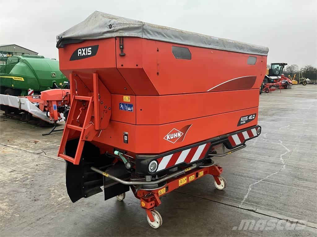 Kuhn Axis 40.2 HEMC Sprayer fertilizers