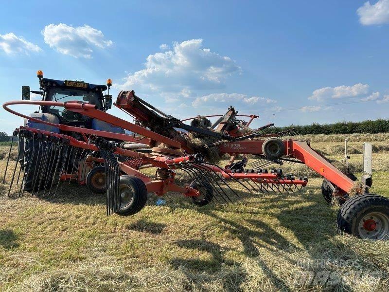 Kuhn GA8731 Rakes and tedders