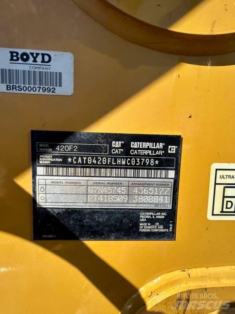 CAT 420 F2 ST Backhoe loaders