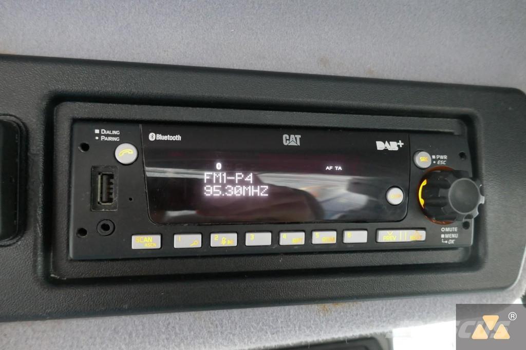 CAT 972M Wheel loaders