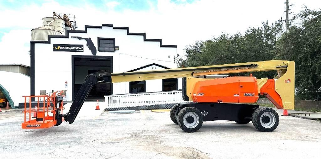 JLG 800 AJ Articulated boom lifts