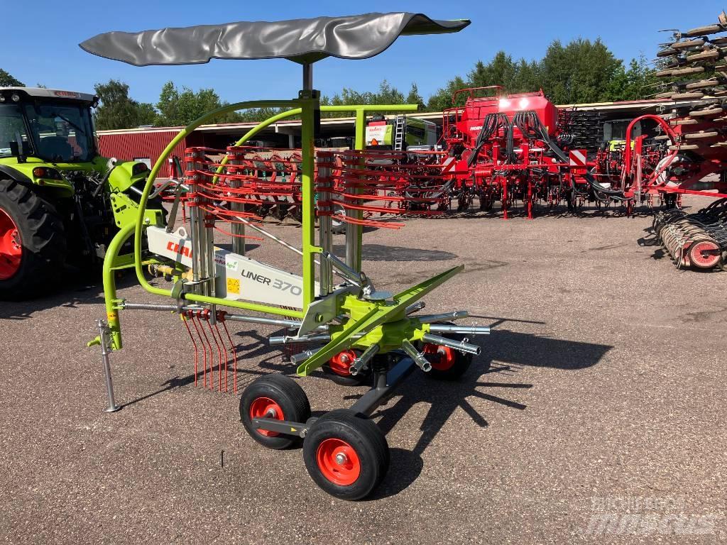 CLAAS Liner 370 Windrowers