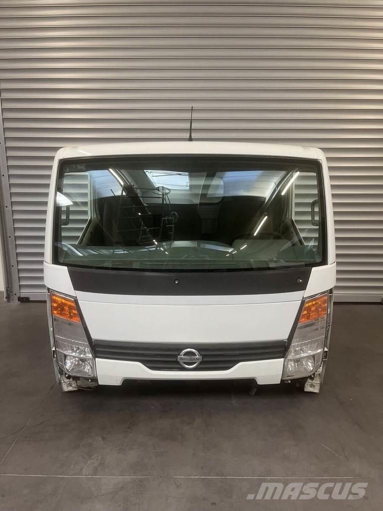 Nissan NT400 Cabins and interior