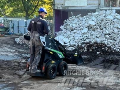 Sherpa Z20 Mini loaders