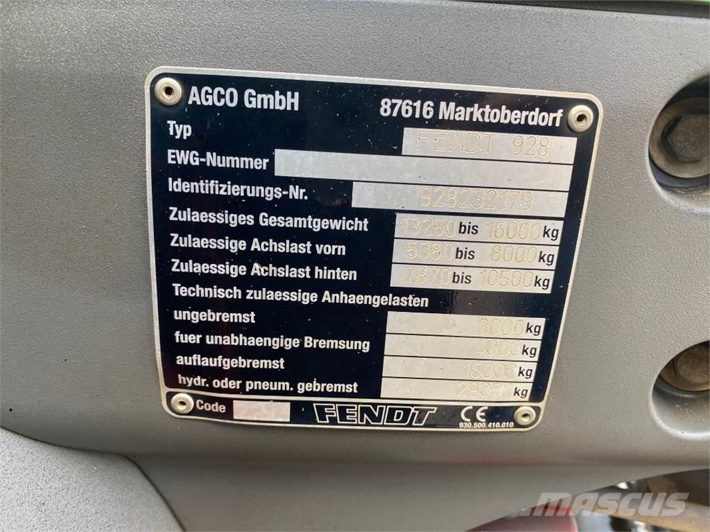 Fendt 930 Vario Tractors