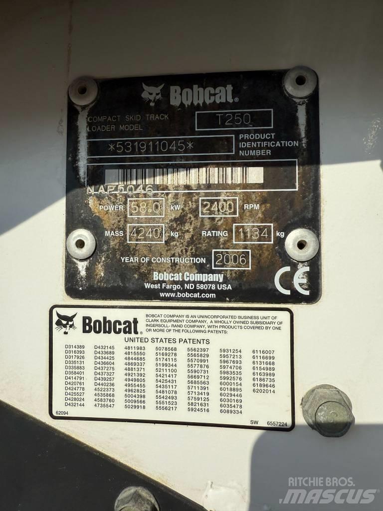 Bobcat T 250 Crawler loaders