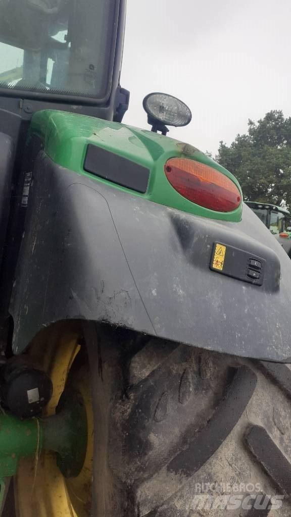 John Deere 6130 R Tractors